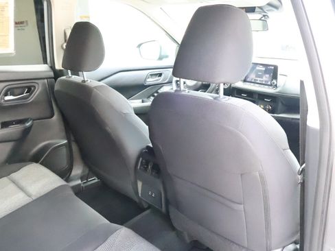 Used 2024 Nissan Rogue SV AWD/4WD image 46