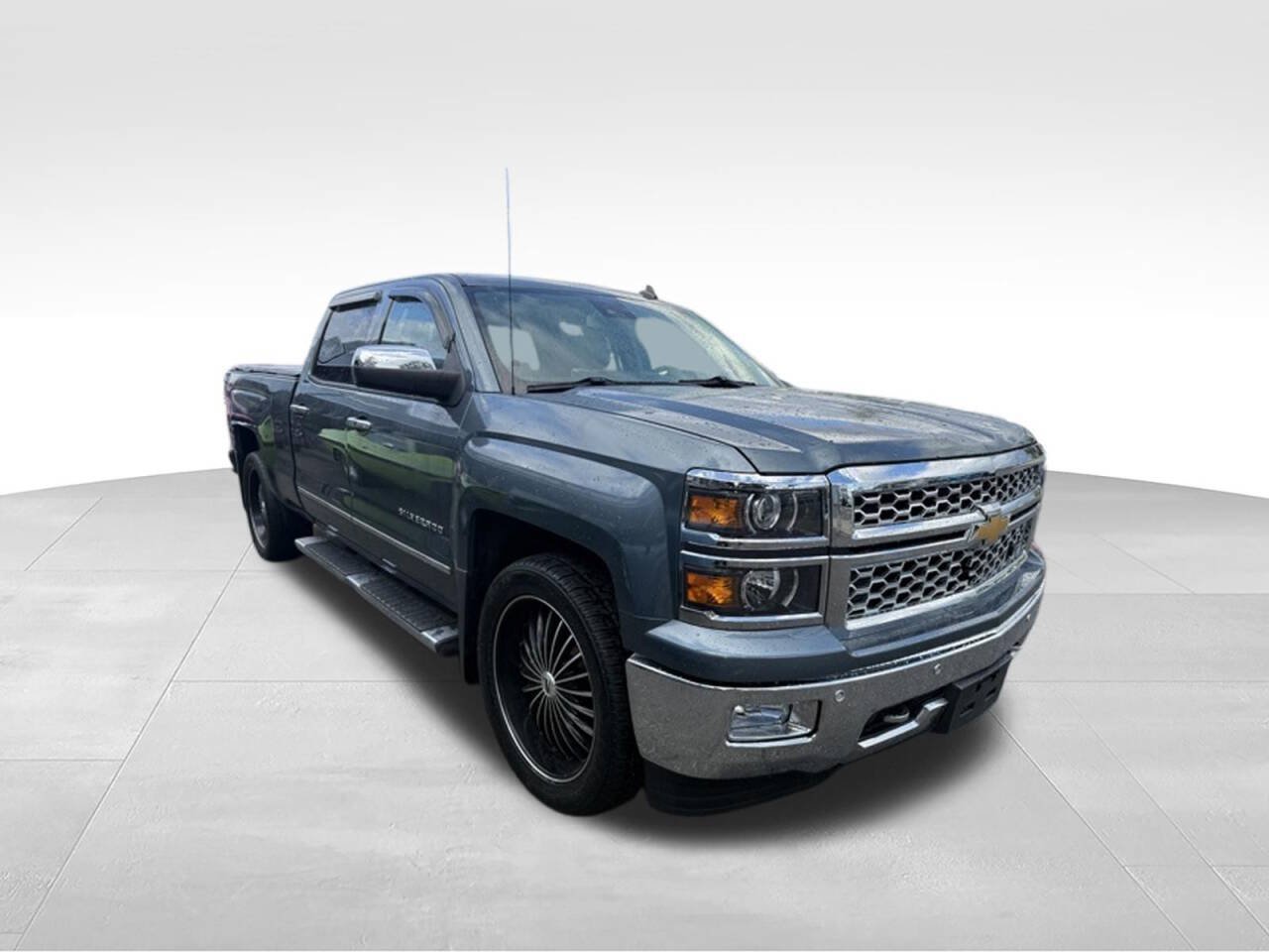Used 2014 Chevrolet Silverado 1500 LTZ AWD/4WD image 3
