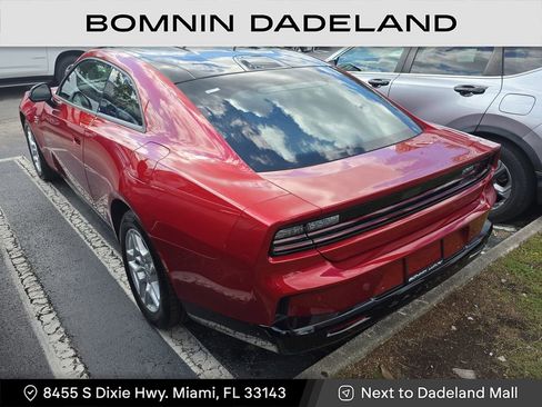 Used 2025 Dodge Charger R/T w/ Quick Order Package 25M R/T image 3
