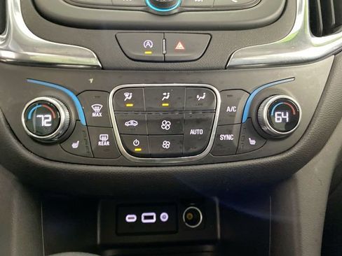 Used 2024 Chevrolet Equinox LT image 40