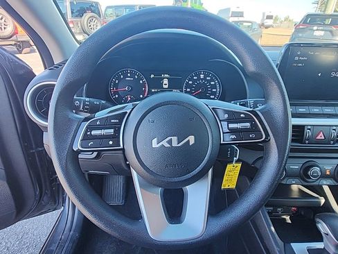 Used 2024 Kia Forte LXS FWD image 9