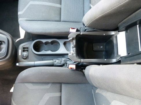 Used 2015 Ford Transit Connect XLT image 28