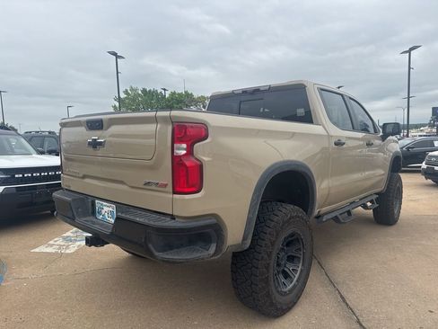 Used 2022 Chevrolet Silverado 1500 ZR2 w/ Technology Package AWD/4WD image 3