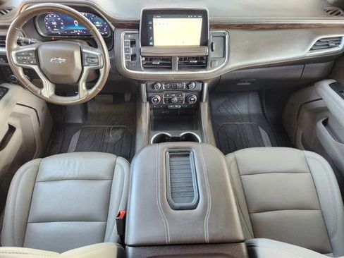 Used 2022 Chevrolet Tahoe Z71 w/ Luxury Package image 27