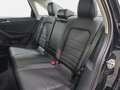 Used 2023 Volkswagen Jetta SE FWD image 13