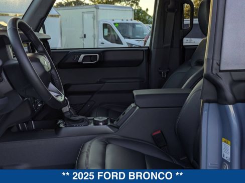 New 2025 Ford Bronco Badlands AWD/4WD image 44