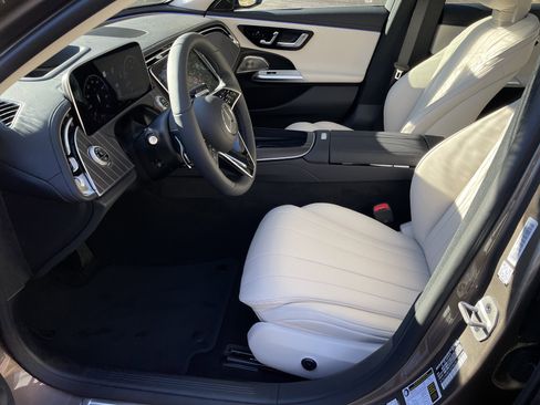 New 2026 Mercedes-Benz E 350 4MATIC Sedan image 20