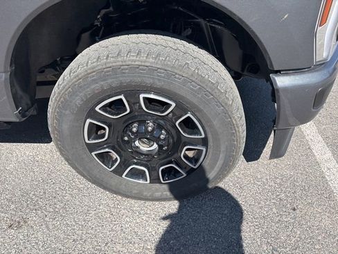 Used 2026 Ford F350 Platinum image 9