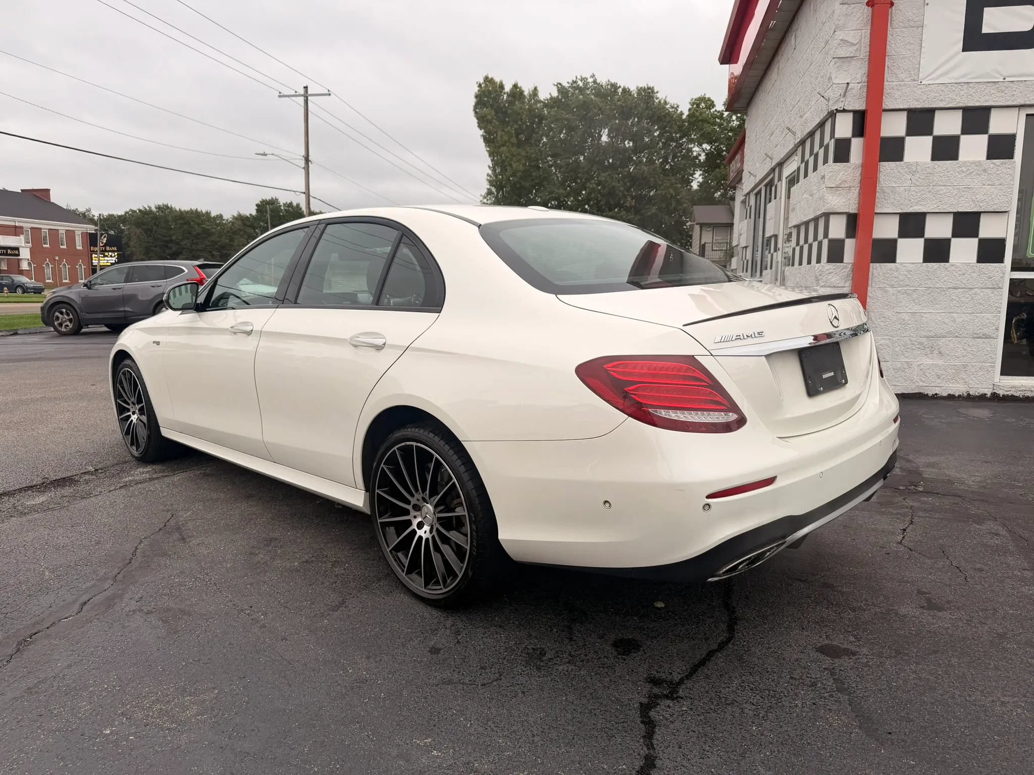 Used 2017 Mercedes-Benz E 43 AMG 4MATIC Sedan image 3