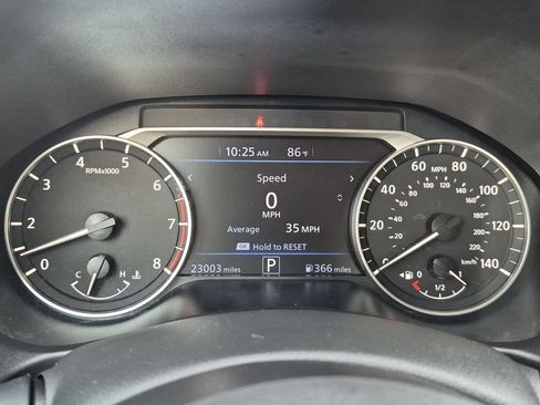 Used 2025 Nissan Altima 2.5 SV FWD image 16