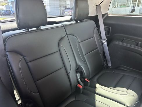 Used 2017 GMC Acadia SLT image 20