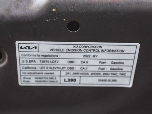 Used 2022 Kia Telluride EX w/ EX Premium Package image 28