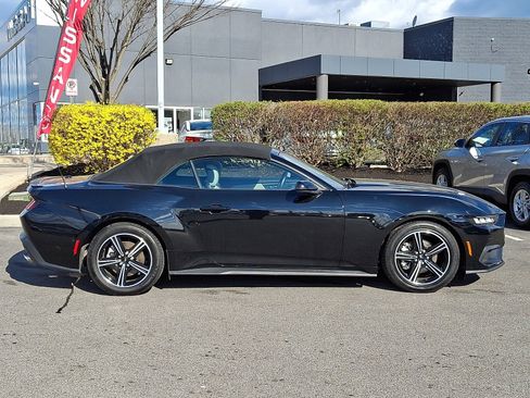 Used 2024 Ford Mustang Premium RWD image 30