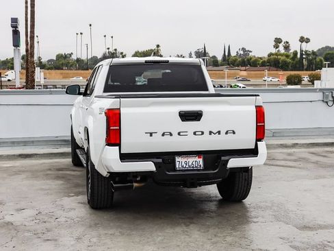 Used 2025 Toyota Tacoma TRD Sport RWD image 7