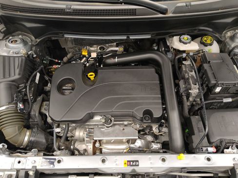 Used 2023 Chevrolet Equinox LT FWD image 30