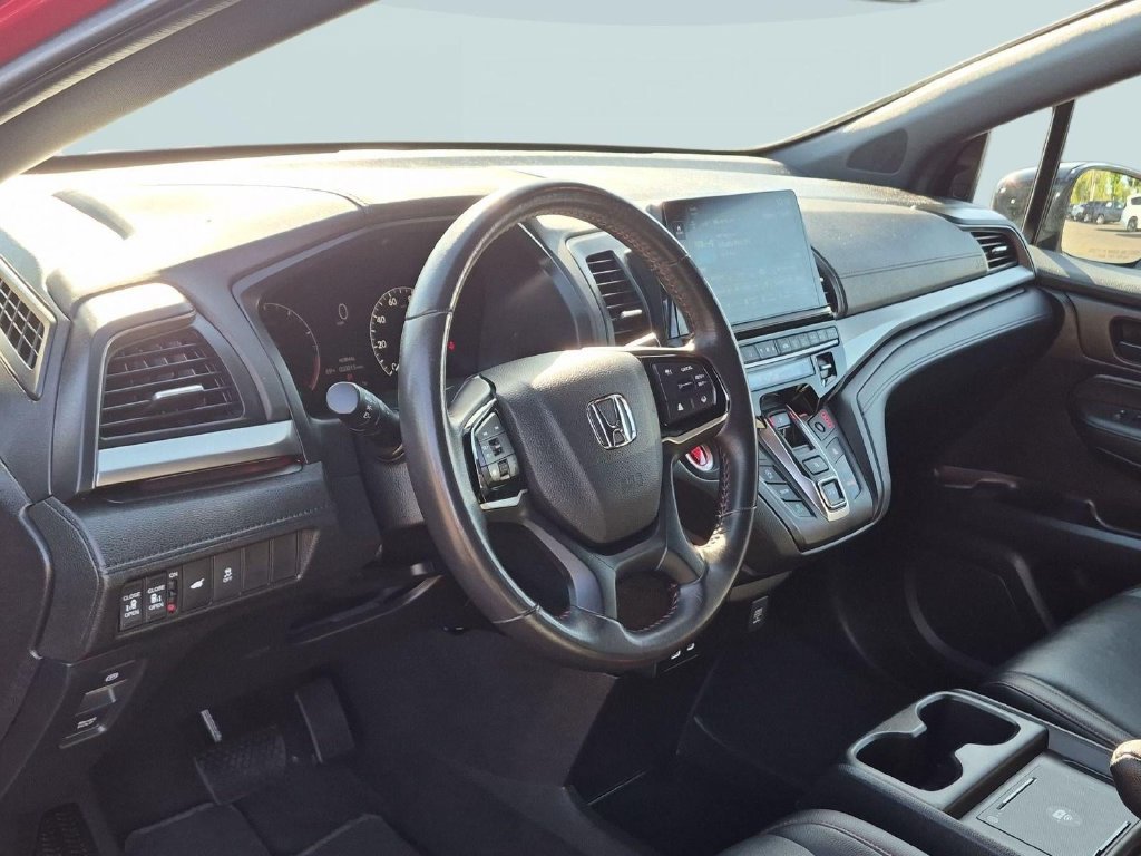 Used 2025 Honda Odyssey Sport-L image 13