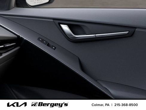 New 2026 Kia Niro LX FWD image 28