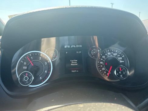 Used 2024 RAM 2500 Tradesman w/ Chrome Appearance Group AWD/4WD image 18