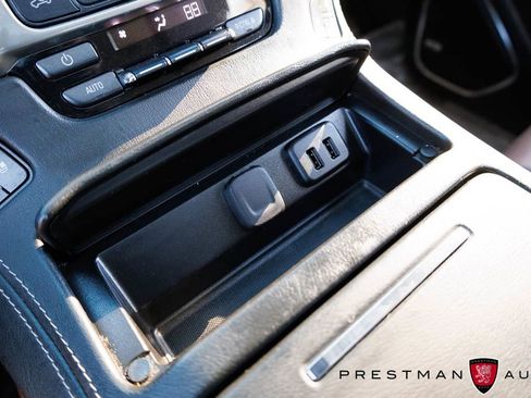 Used 2019 Chevrolet Tahoe Premier w/ Premier Plus Edition image 41