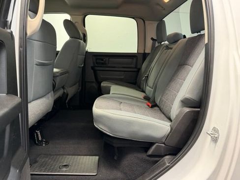 Used 2019 RAM 1500 Express w/ Wheel & Sound Group AWD/4WD image 33