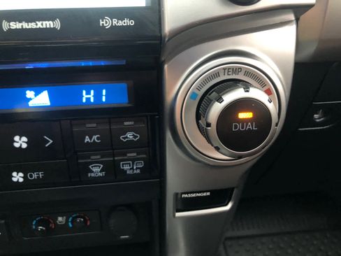 Used 2023 Toyota 4Runner Limited image 18