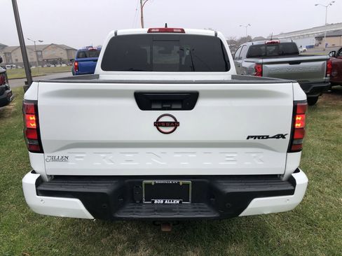 Used 2024 Nissan Frontier PRO-4X w/ Technology Package image 10
