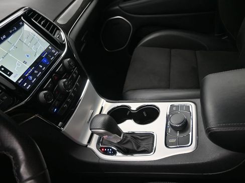 Used 2020 Jeep Grand Cherokee SRT AWD/4WD image 21