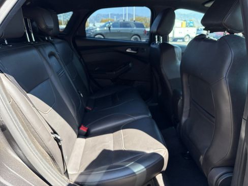 Used 2016 Ford Focus ST w/ Equipment Group 402A FWD image 30