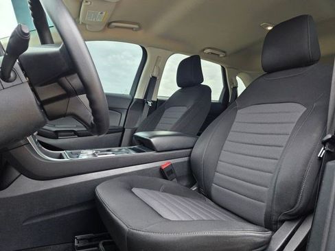 Used 2022 Ford Edge SE w/ Black Appearance Package AWD/4WD image 22