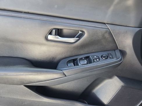 Certified 2022 Nissan Sentra SV image 23