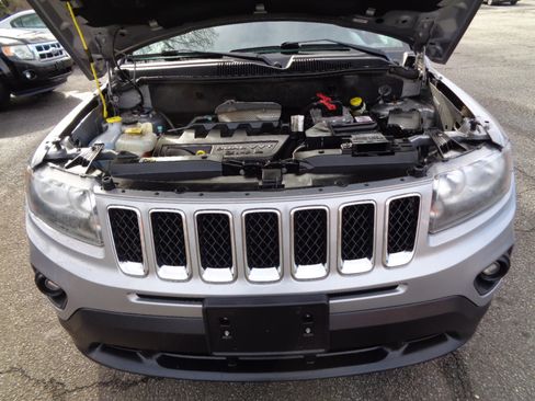 Used 2016 Jeep Compass Sport w/ Power Value Group image 21