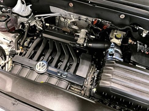 Used 2019 Volkswagen Atlas SE w/ Towing Package AWD/4WD image 36