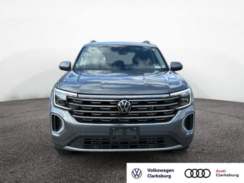 Used 2025 Volkswagen Atlas SEL image 8