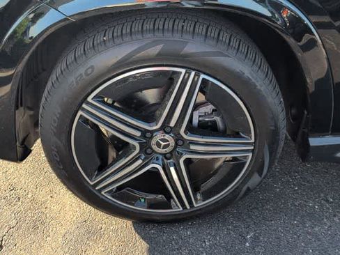 Used 2026 Mercedes-Benz GLE 450 4MATIC image 9