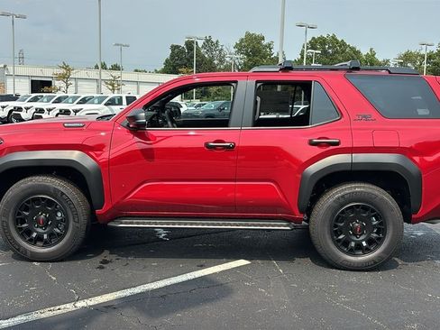 New 2026 Toyota 4Runner TRD Off-Road Premium AWD/4WD image 4