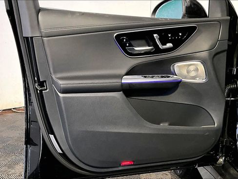 New 2026 Mercedes-Benz GLC 300 4MATIC image 11