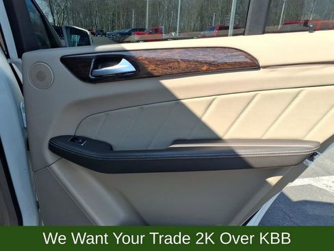 Used 2016 Mercedes-Benz GL 450 4MATIC image 23