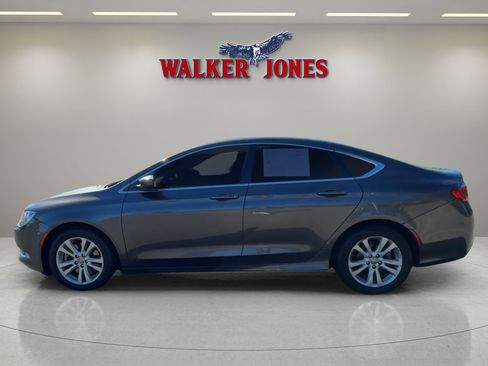 Used 2015 Chrysler 200 Limited w/ Convenience Group image 6