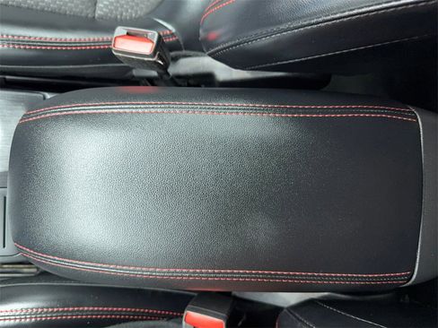 Used 2023 Ford Escape ST-Line image 32