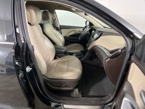 Used 2017 Hyundai Santa Fe Sport image 5