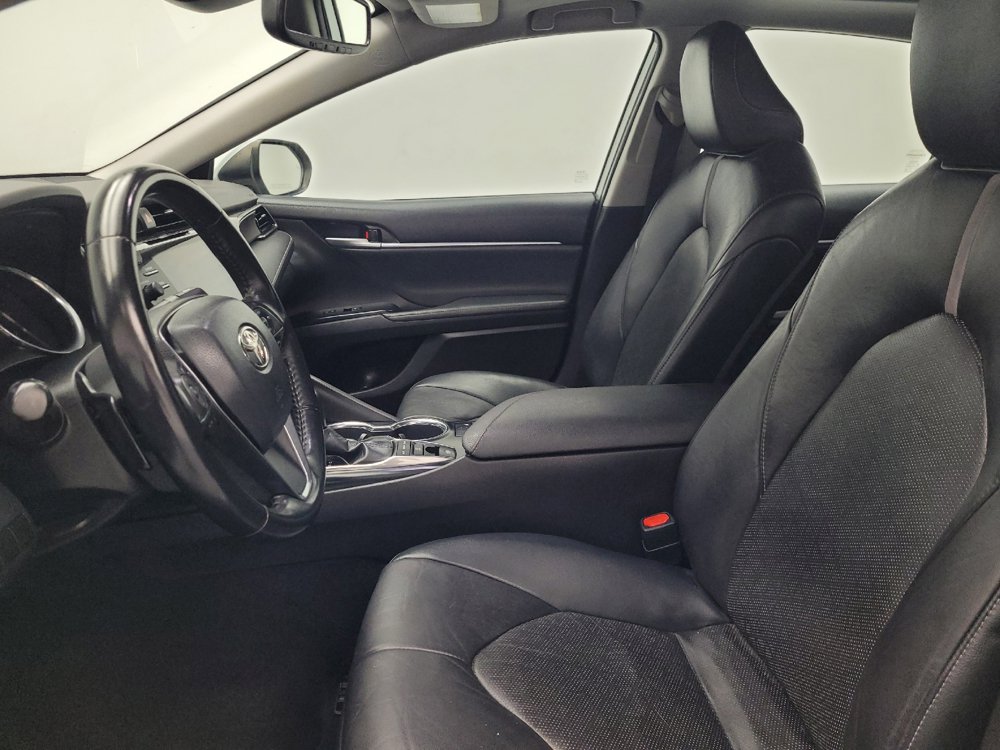Used 2019 Toyota Camry XSE FWD image 17