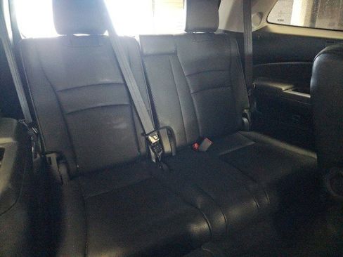 Used 2019 Honda Pilot Touring image 9