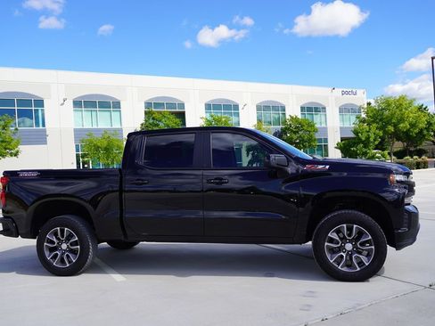 Used 2020 Chevrolet Silverado 1500 LT Trail Boss image 8