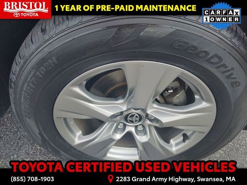 Used 2024 Toyota RAV4 XLE AWD/4WD image 12