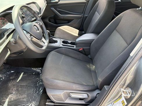 Used 2019 Volkswagen Jetta S w/ Driver Assistance Package FWD image 5