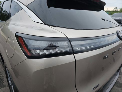 Used 2025 Nissan Murano SL AWD/4WD image 36