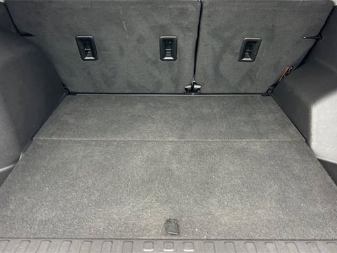 Used 2024 GMC Terrain AT4 image 20