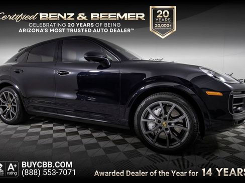 Used 2021 Porsche Cayenne Turbo AWD/4WD image 1
