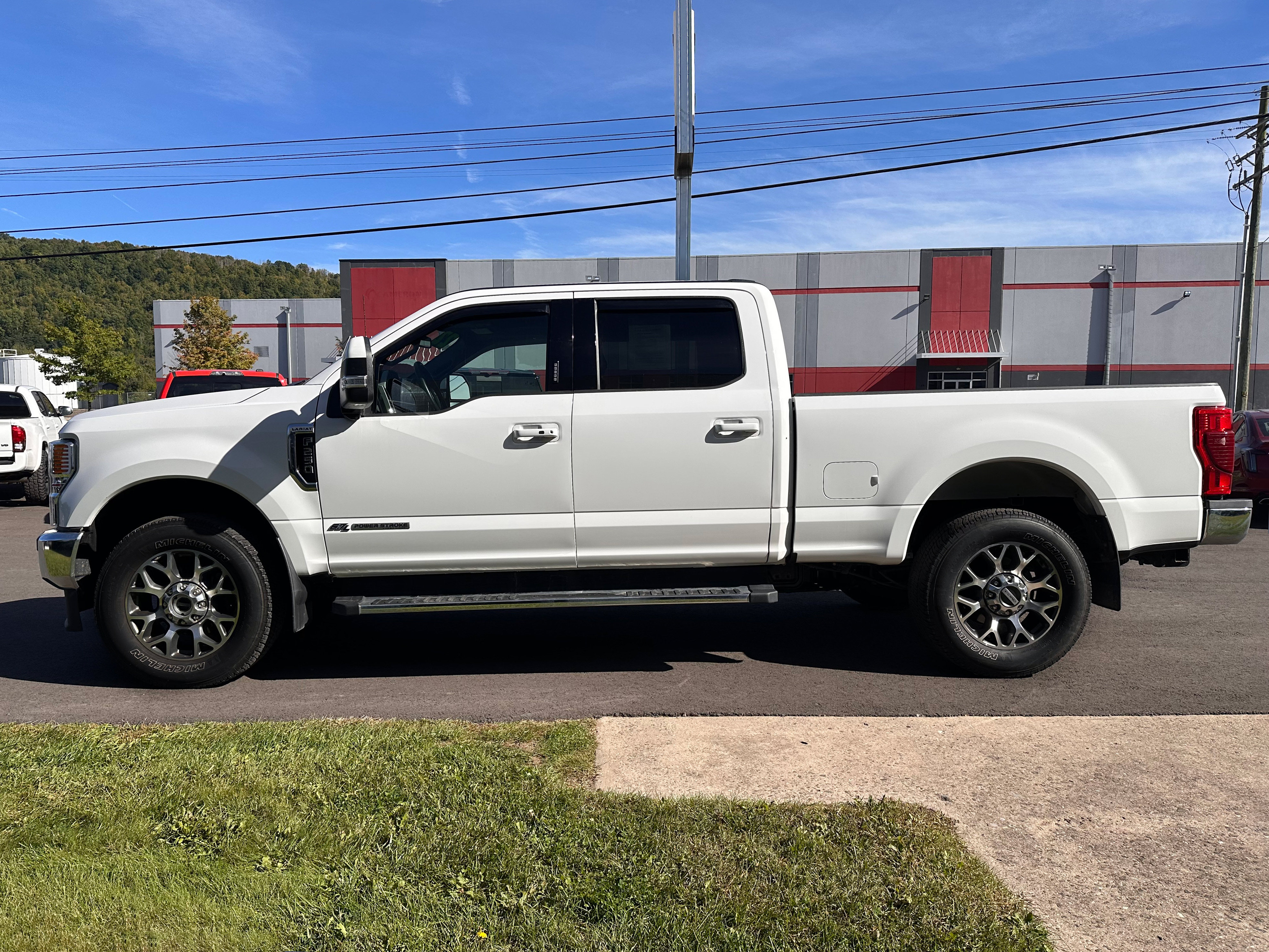 Used 2022 Ford F250 Lariat w/ Lariat Ultimate Package AWD/4WD image 7