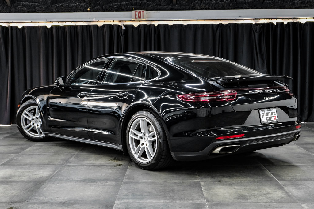 Used 2017 Porsche Panamera 4 AWD/4WD image 10